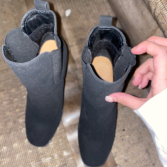 Black booties - Picture 4 of 4